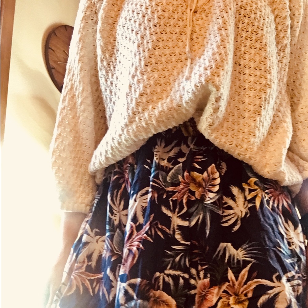Shirt - Picture 3 of 4